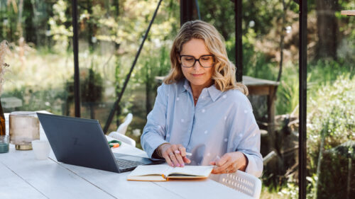 Comment mettre en page une bibliographie dans un livre ?